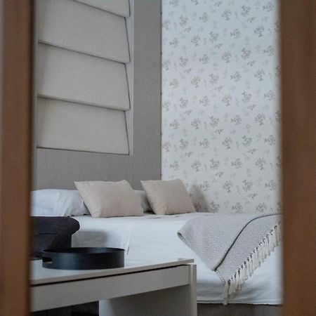 Apartamento Moderno En El Centro De Granada - Mititilla Luaran gambar