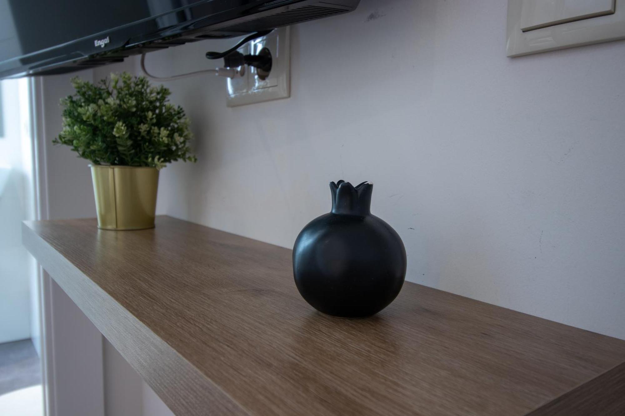 Apartamento Moderno En El Centro De Granada - Mititilla Luaran gambar