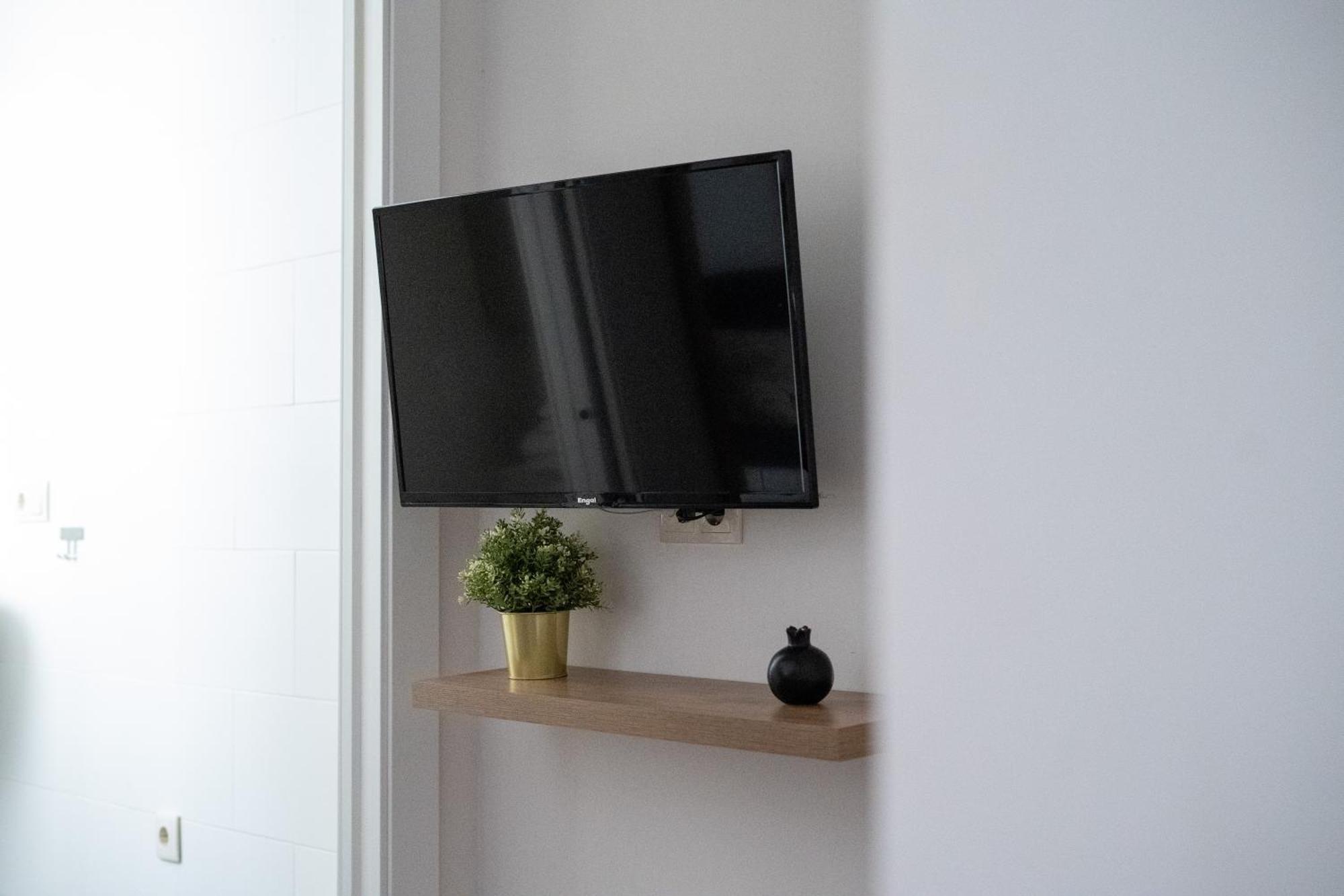 Apartamento Moderno En El Centro De Granada - Mititilla Luaran gambar