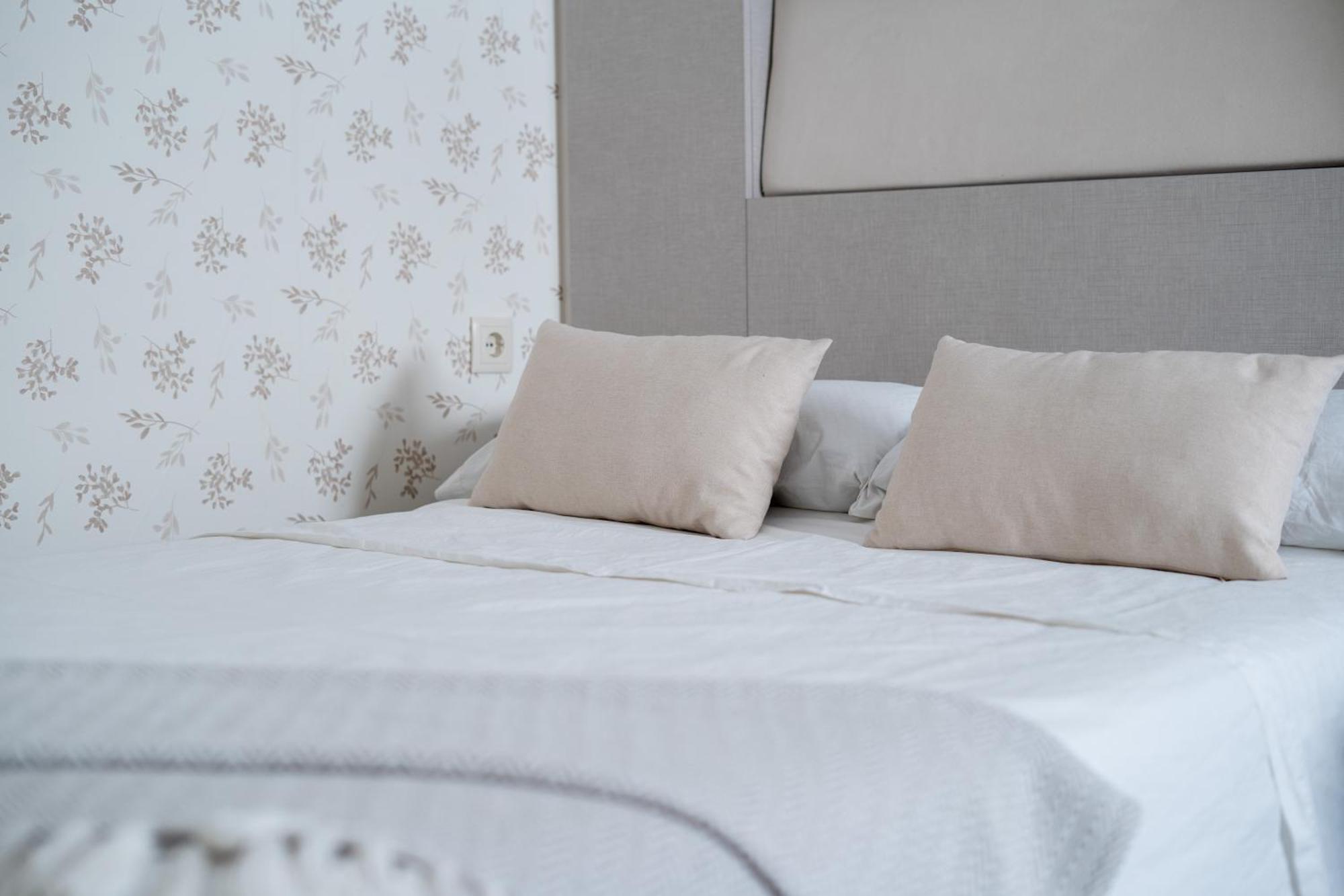 Apartamento Moderno En El Centro De Granada - Mititilla Luaran gambar