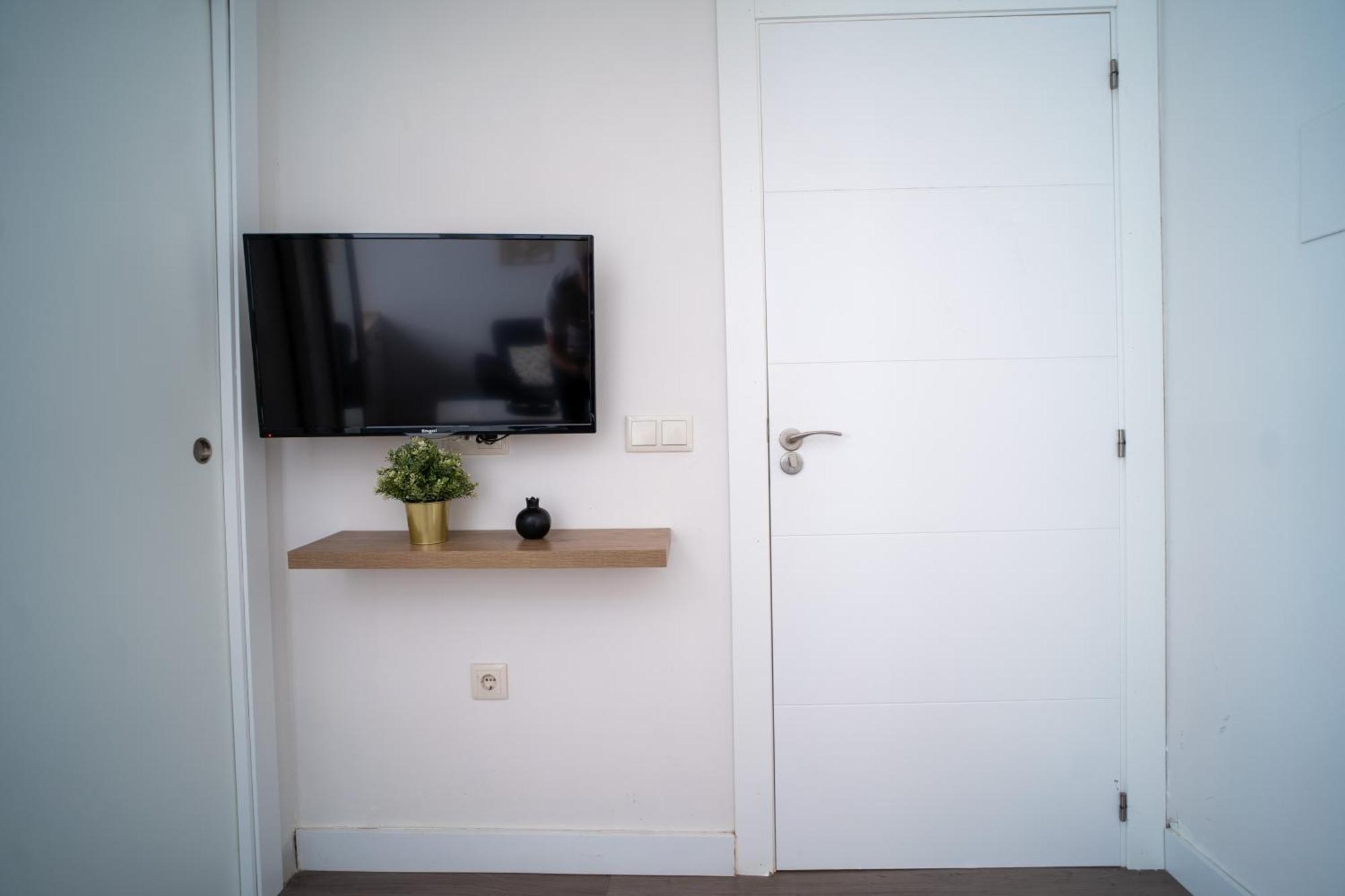 Apartamento Moderno En El Centro De Granada - Mititilla Luaran gambar