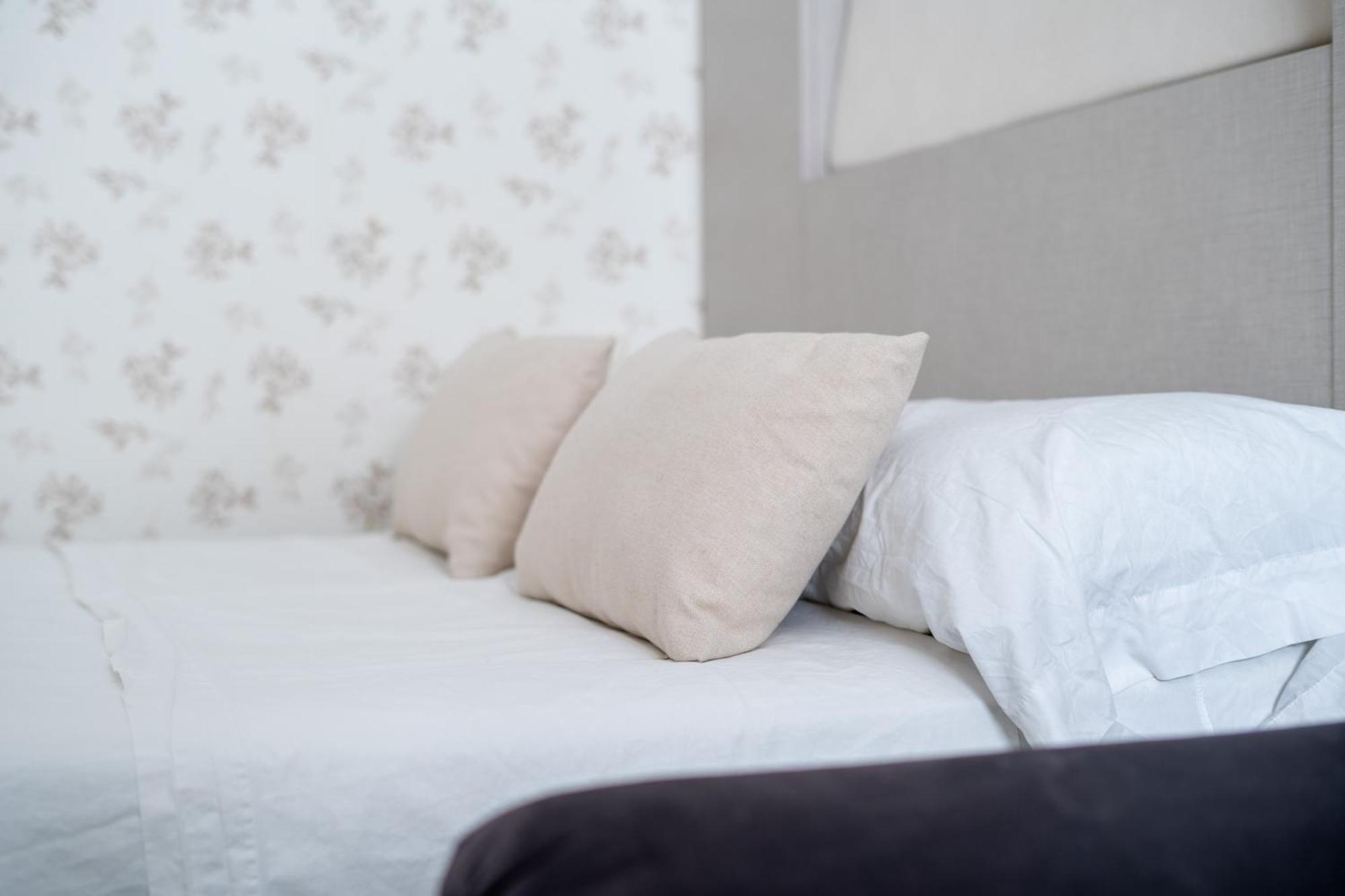 Apartamento Moderno En El Centro De Granada - Mititilla Luaran gambar