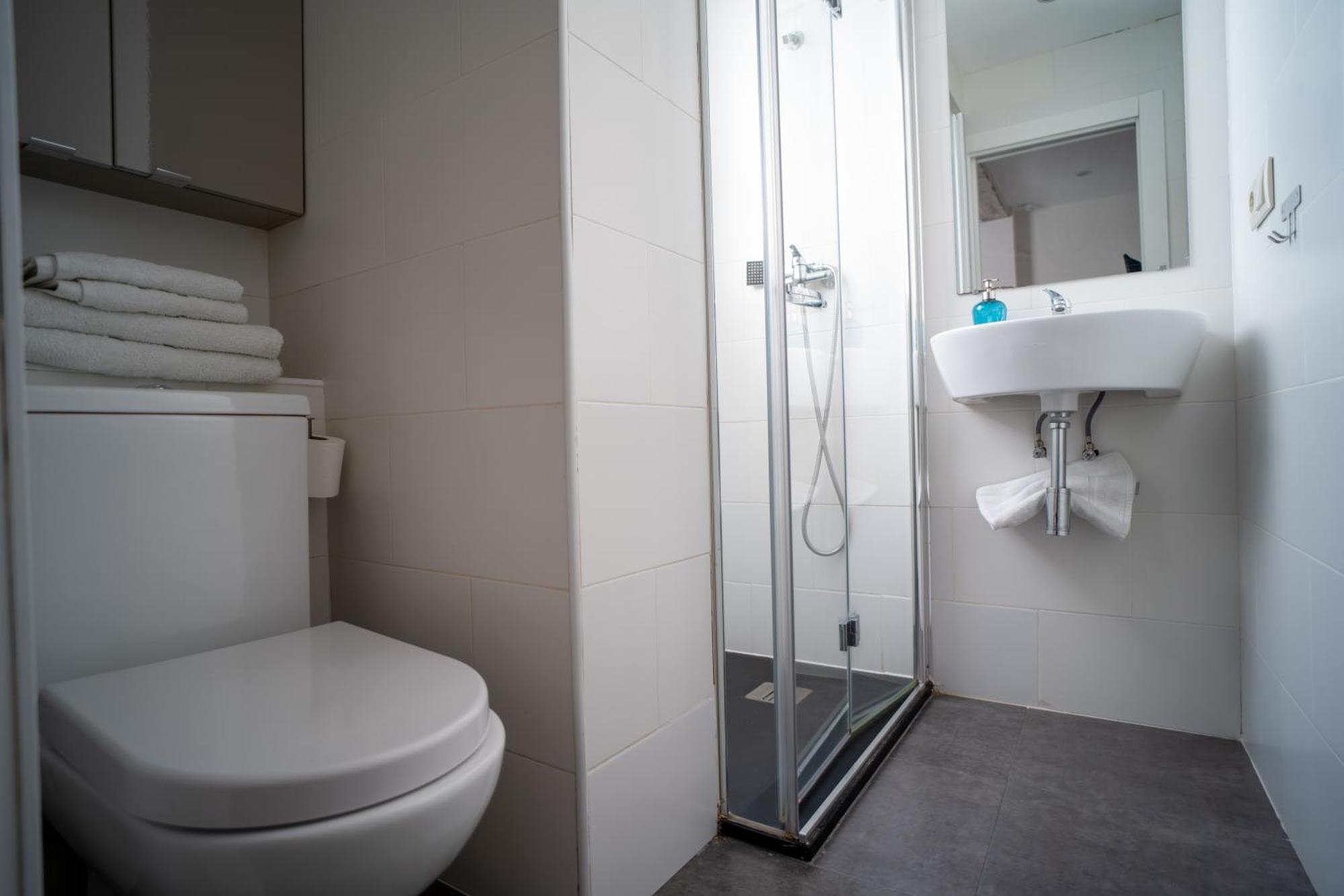 Apartamento Moderno En El Centro De Granada - Mititilla Luaran gambar